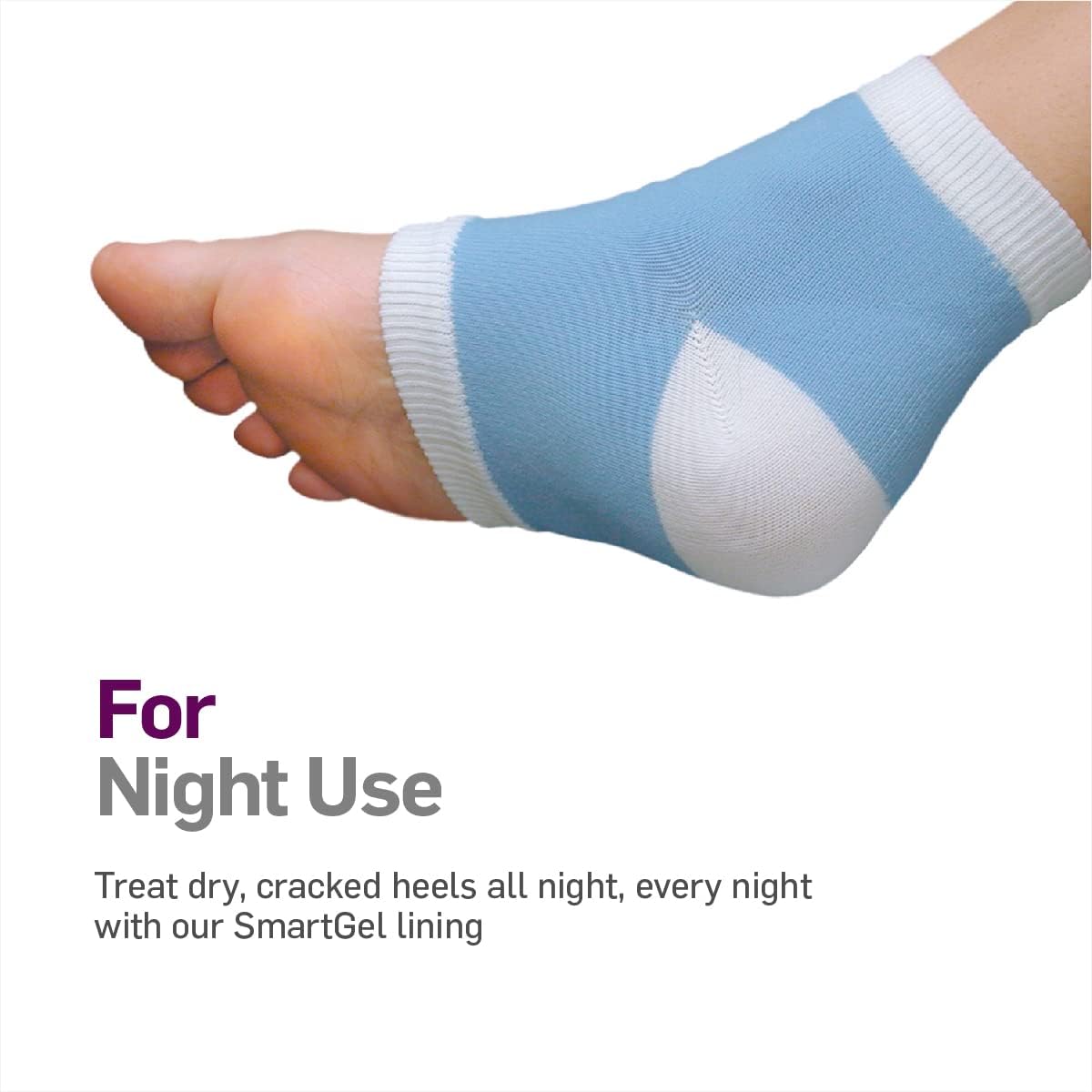 Non-vented overnight heel sleeve delivering intensive hydration treatment