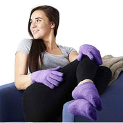One-size gel booties worn overnight for silky smooth feet