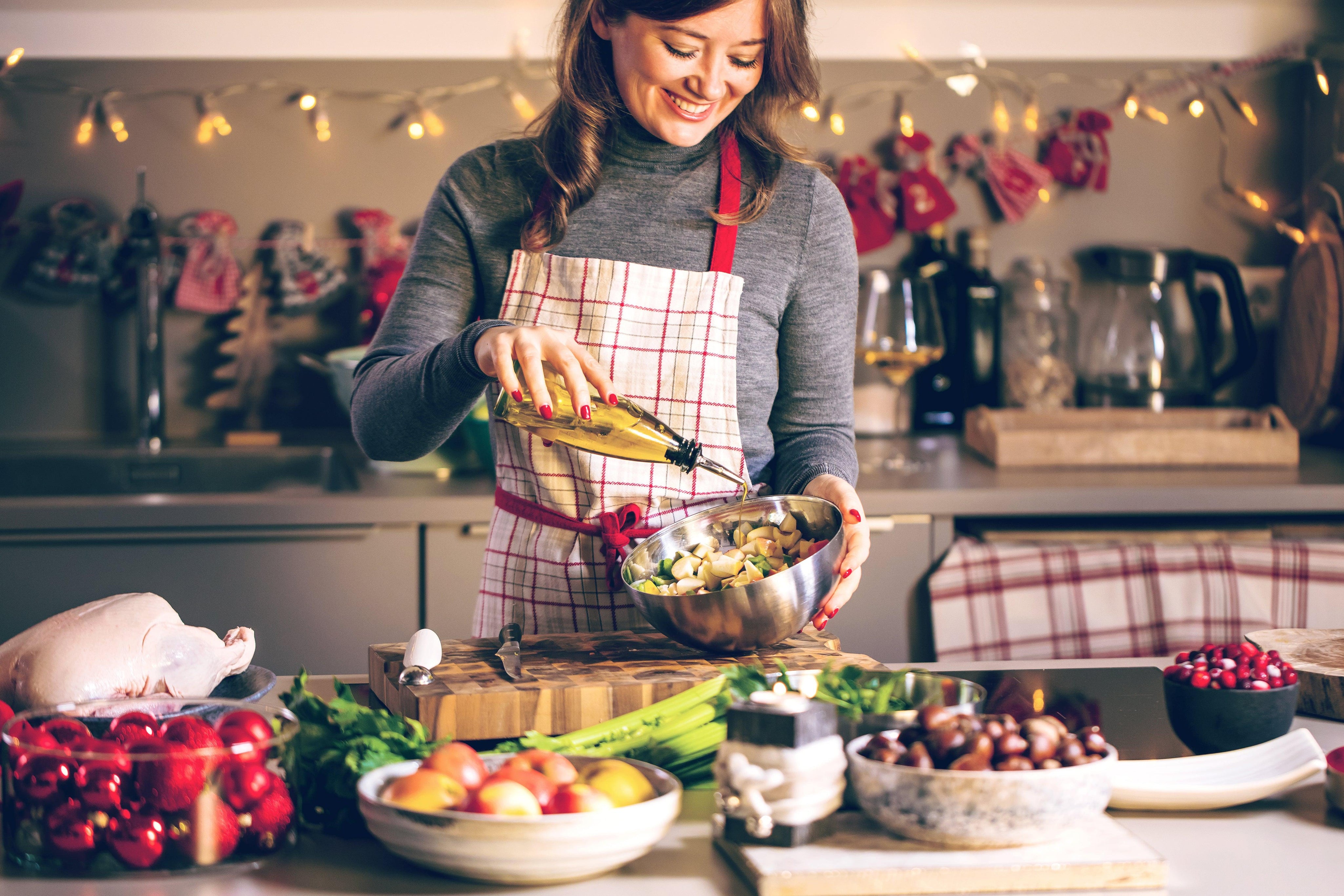 5 Tips to Keeping A Healthy Balance During the Holidays | NatraCure