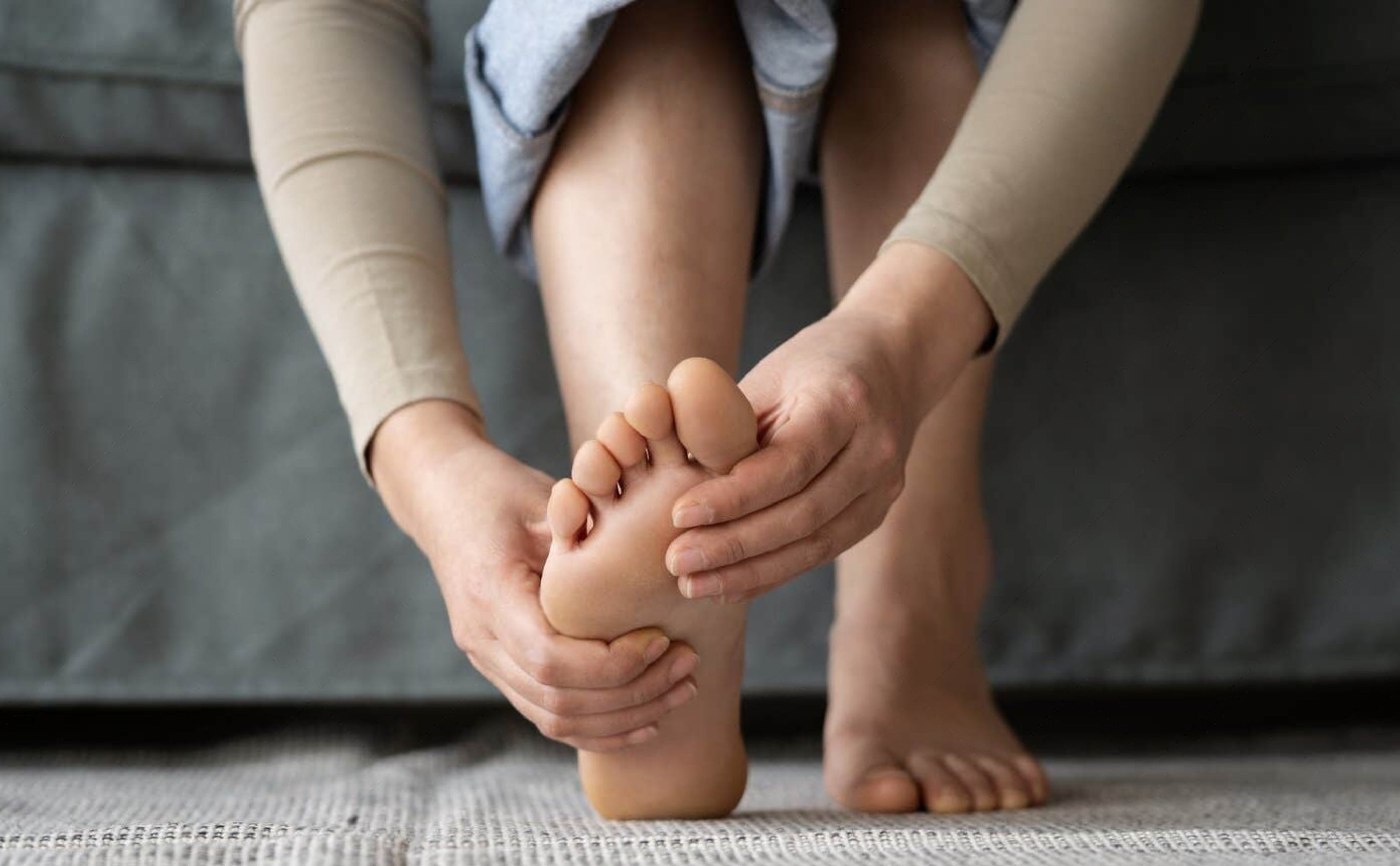 How to Relieve Neuropathy Pain in Feet and Hands.