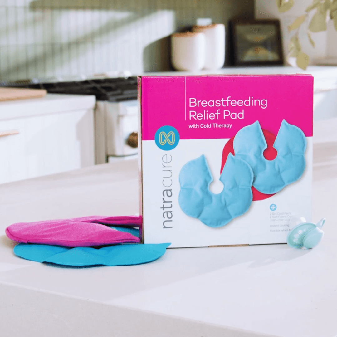 Breastfeeding cold therapy pad with flexible SmartGel for nipple pain