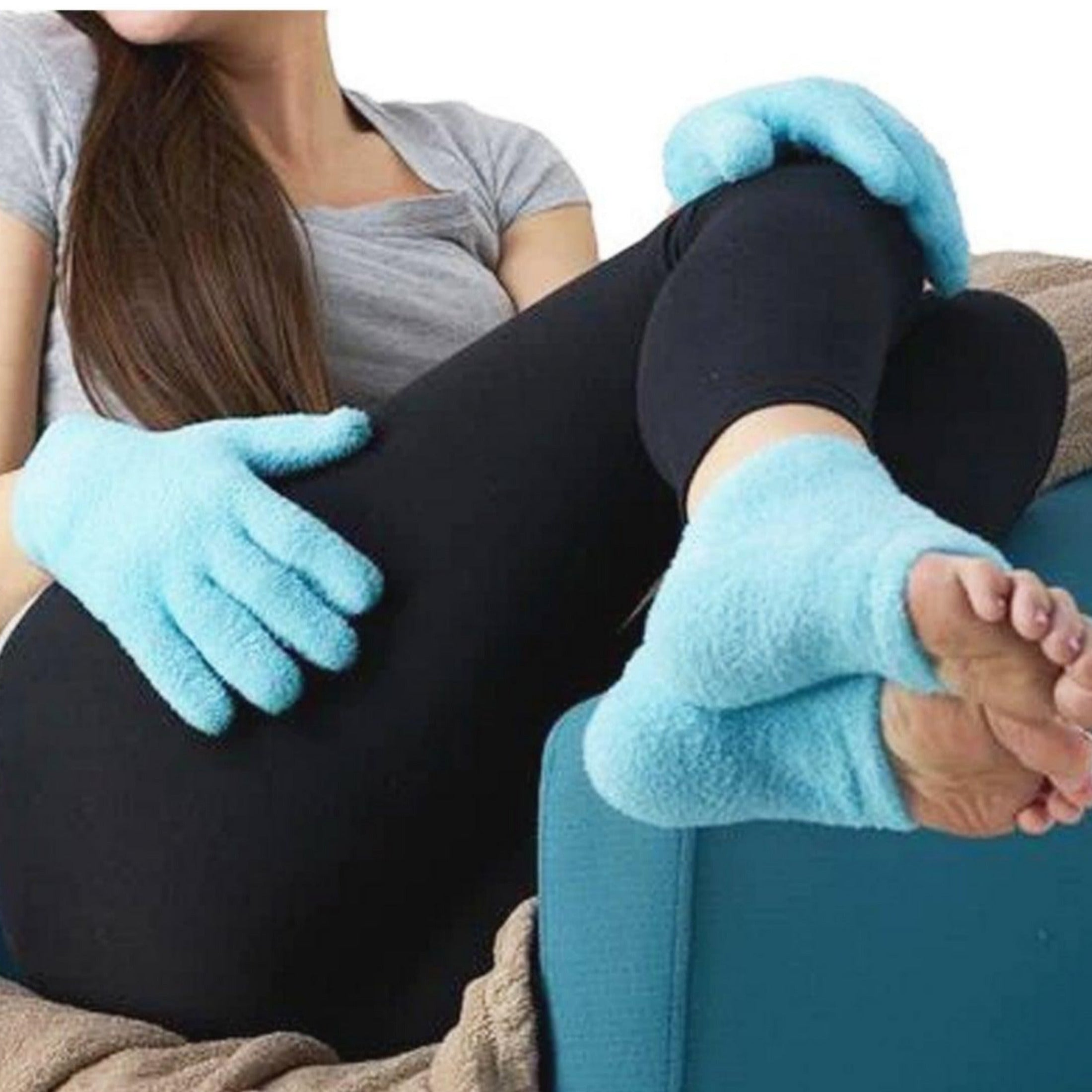 Lavender-scented moisturizing set for softer feet, heels, and hands